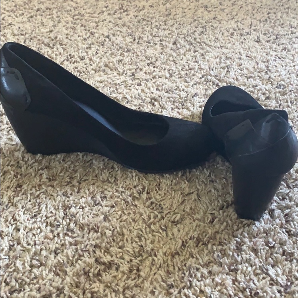 Eileen Fisher black wedge shoes